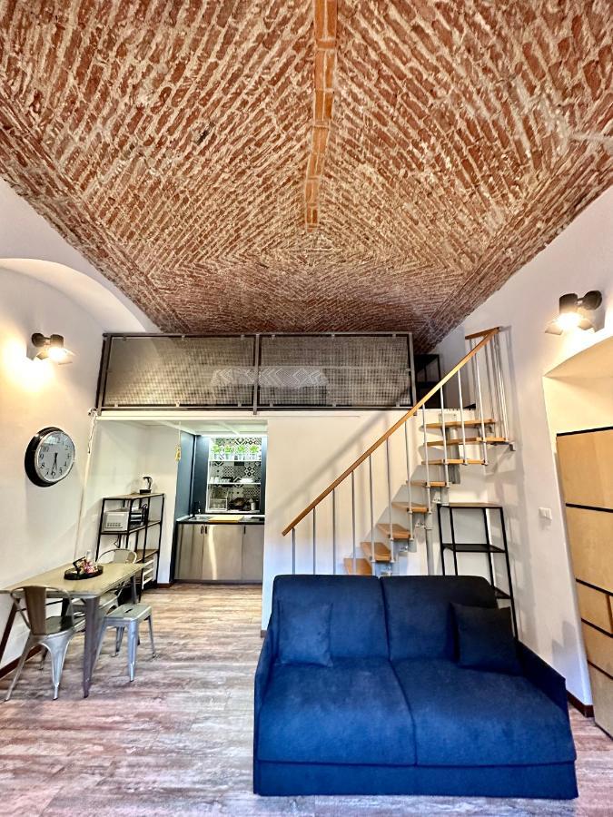Casa Santa Chiara - Vicino Porta Susa F.S. Turim Exterior foto